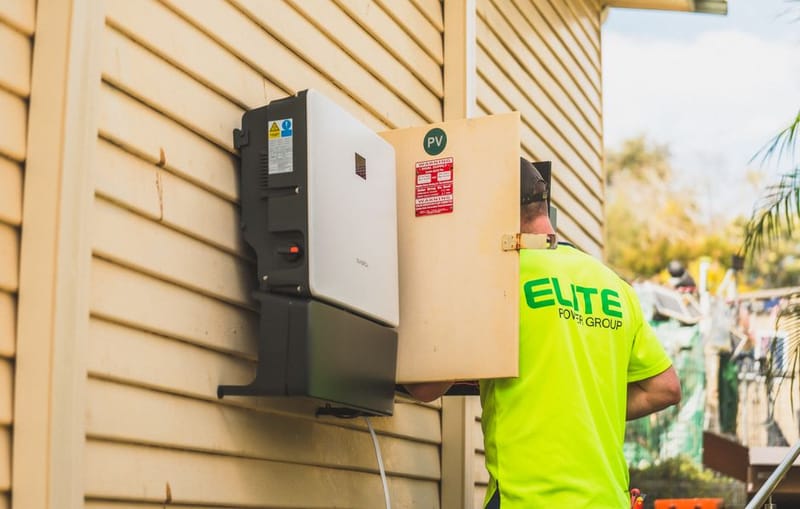 Plug-In Solar Batteries UK: What's Coming and When (2026)